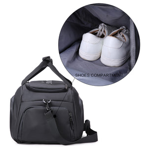Duffel bag with shoes compartment
